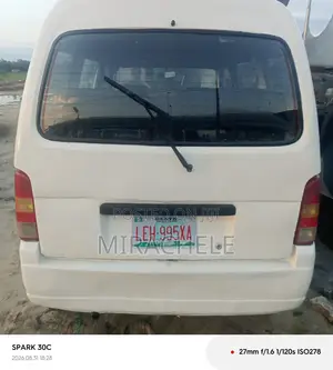 Suzuki Every 2008 Fari