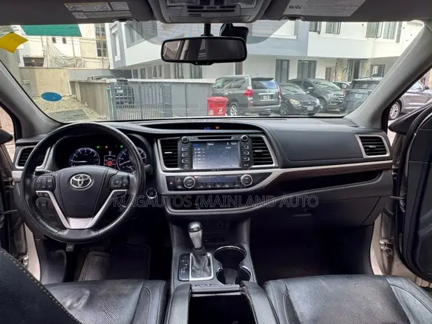 2014 Toyota Highlander Limited Platinum SUV AWD - 1