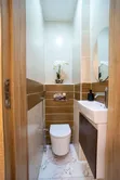 Gidan Kayan Daki 2 Bedroom Mai Cikakken Kayan Aiki a Chevron, Lekki - 4