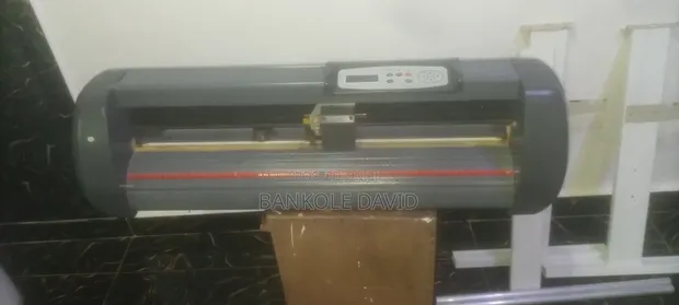 2ft Vinyl Cutting Plotter Machine with Stand - 1