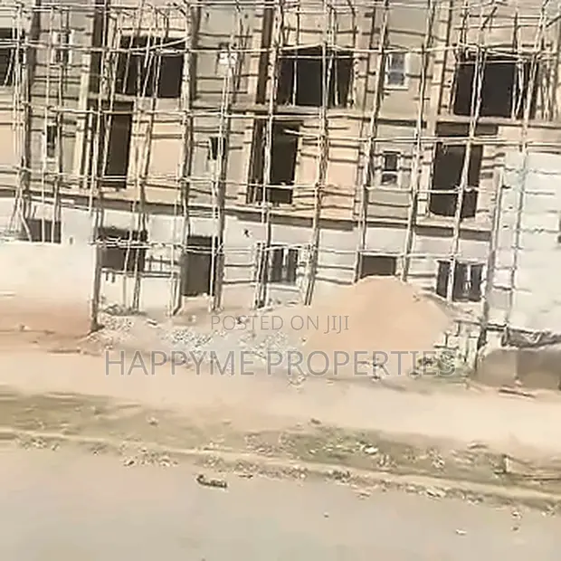 4-Bedroom Terraced Duplex don sayarwa a Jahi, Abuja - 1