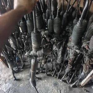 Toyota HiAce Steering Rack - Na Kadan Amfani