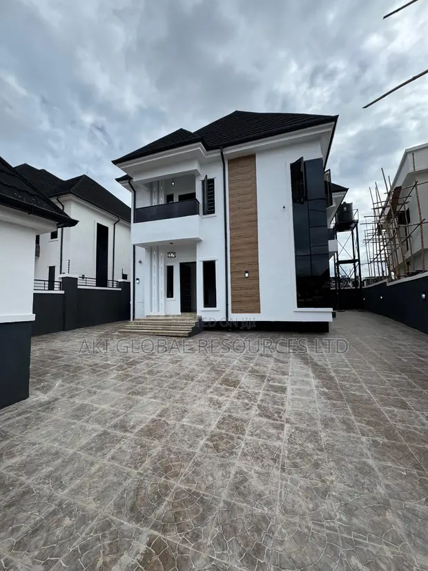 Furnished 4-Bedroom Duplex for Sale in Centenary City, Enugu - 1