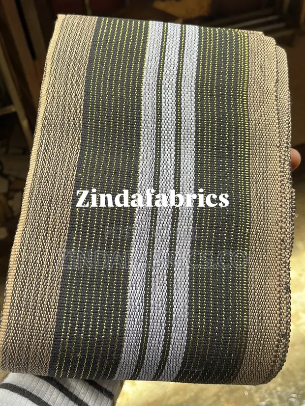 Ingantacciyar Aso Oke Ta Tsakiya - 20 Bundles - 1