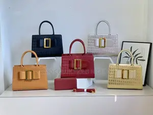 Fashionable Louis Vuitton Women's Designer Handbag - Premium Quality