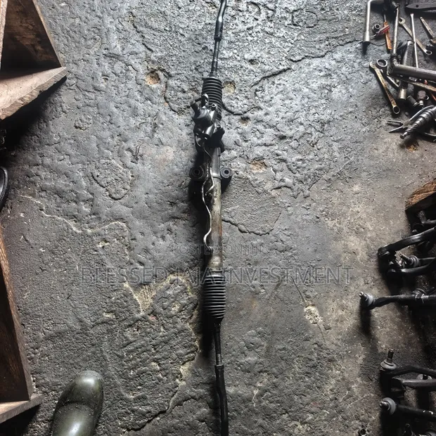 Steering Rack Toyota Carina E - 1