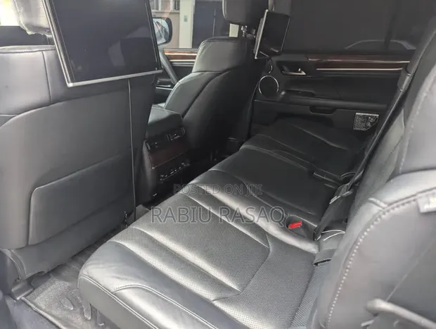 Lexus LX 570 2017 White - 1