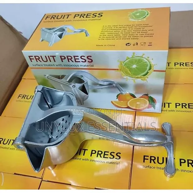 Citrus Fruit Press - Manual Juicer - 1