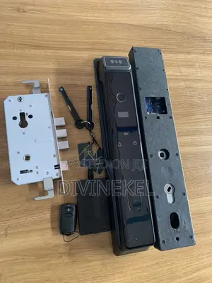 Unique Smart Door Lock for Hotels & Suites