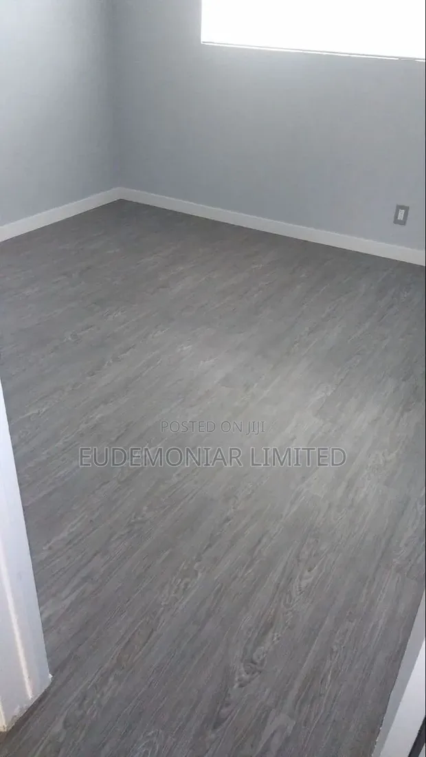 Professional Flooring Installation Services - 1