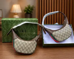 Designer Ladies Gucci Bag with Top Handles