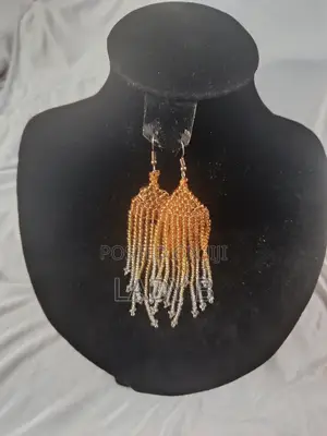 Trendy Dangling Amber-Clear Gradient Beaded Earrings