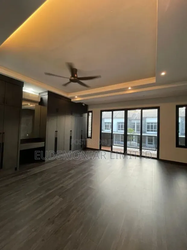 SPC Flooring Installation Services - 1