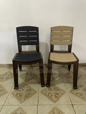 Modern Plastic Dining Chairs (Set na 4)