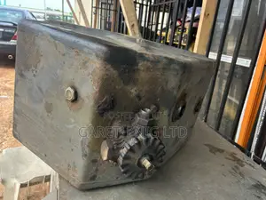 Hiab Oil Tank - Palfinger Loader