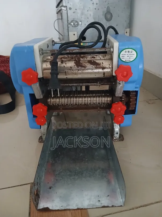 Amfani da Lec Electric Chin Chin Cutter - 1