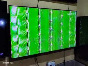 Samsung 55" QLED Q70R 4K HDR Smart TV (2019)