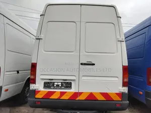 Volkswagen LT 35 Bus 2006 White
