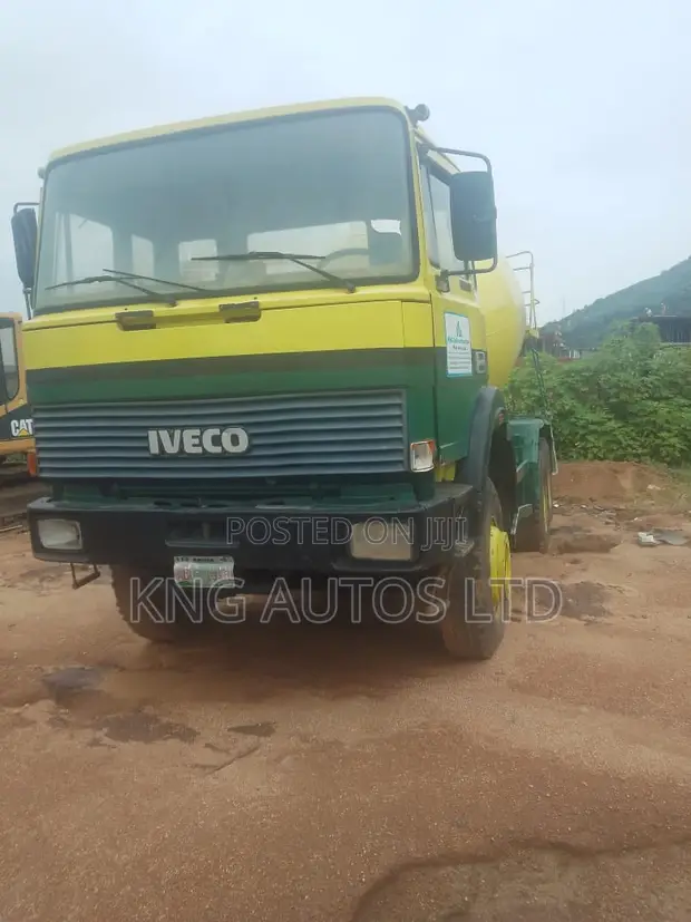 Iveco Concrete Mixer Truck - Wadda Akae Najeriya - 1