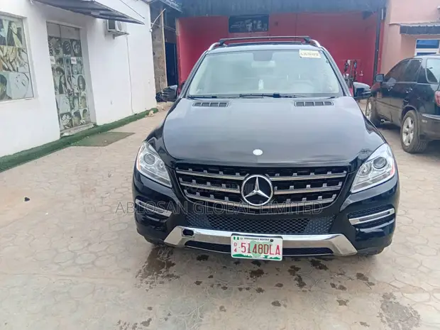 Mercedes-Benz M Class 2013 Black - 1