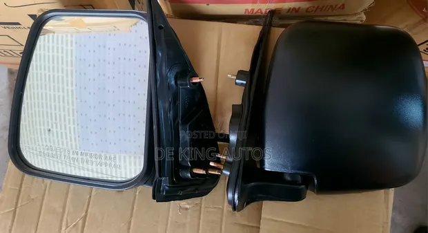 Toyota Hiace Side Mirror (2004-2019) - 1
