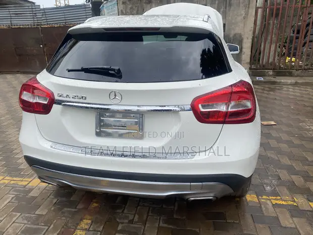 Mercedes-Benz GLA 250 2015 White - 1