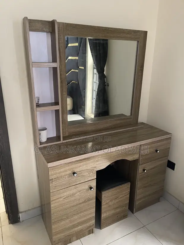 Luxury Dressing Table with Mirror & Stool - 1