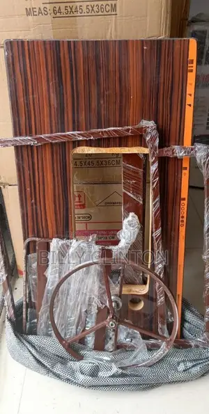 Kafa da Teburin Injin Dinki - Sabo