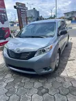 Toyota Sienna 2011 Silver - 1