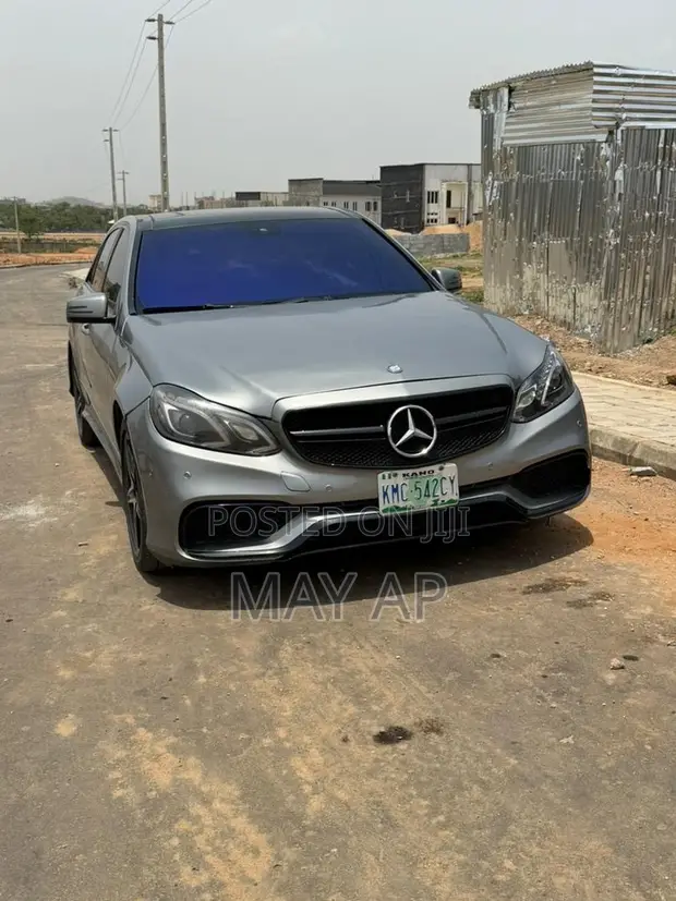 2011 Mercedes-Benz E350 Sedan Base - An Sauya zuwa AMG Kit - 1