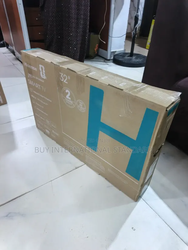 Hisense 32 Inch Full HD Smart LED TV - 1