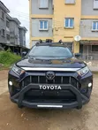 2021 Toyota RAV4 XLE Blue - 1
