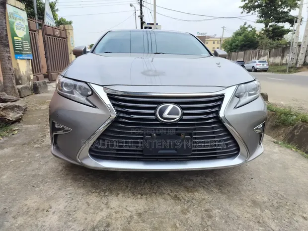 2016 Lexus ES 350 FWD Zinariya - An Yi Amfani Da Ita A Ƙasashen Waje - 1