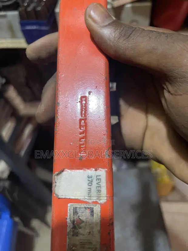 Original Muller Pry Bar - 1