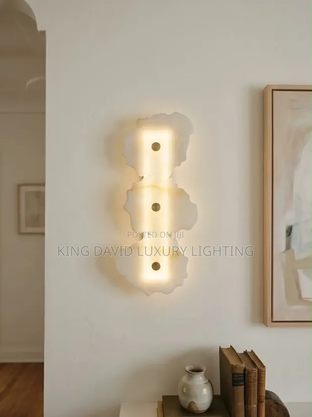 Natural Alabaster Wall Sconce - Camille Marble / Petra Style - 1