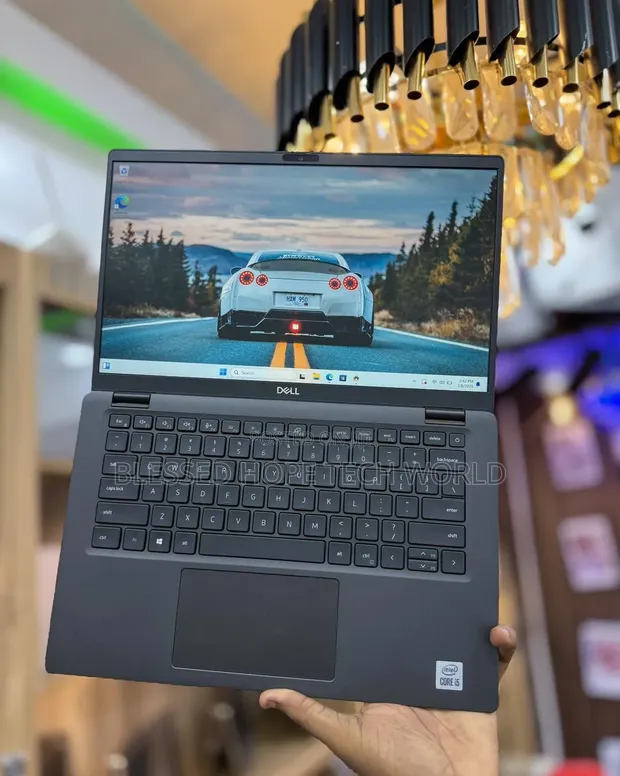 Dell Latitude 7410 Laptop - Core i5, 8GB RAM, 256GB SSD - 1