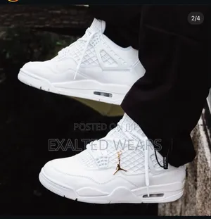 Sabon Nike High-Top Sneakers na Maza da Mata