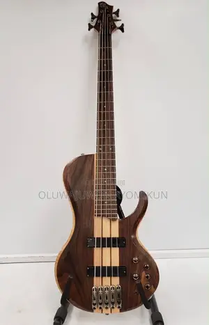 Ibanez BTB686SC 6-String Bass Guitar