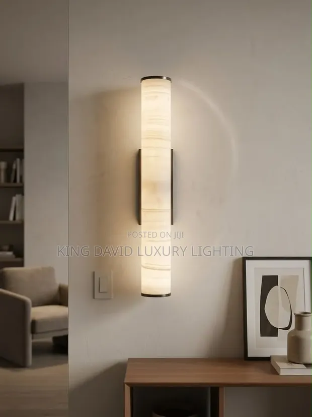Modern Alabaster Linear Wall Sconce - 1