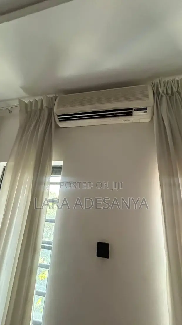 Midea Split Air Conditioner - 1