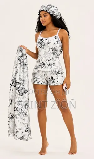 4-in-1 & 3-in-1 Ladies Nightwear Sets