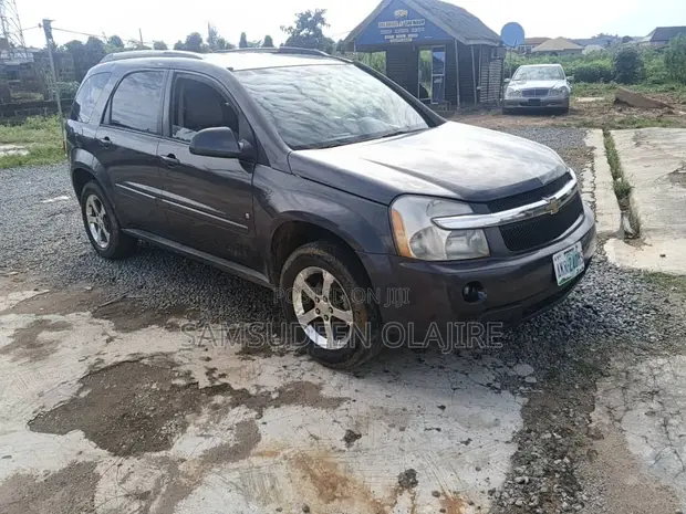 Chevrolet Equinox 2010 Brown - 1