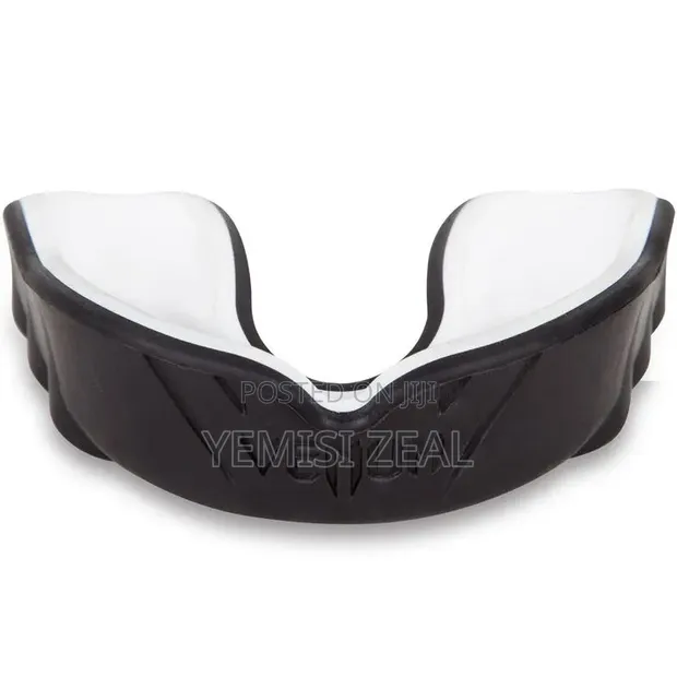 Quality Venum Boxing Mouth Guard - 1