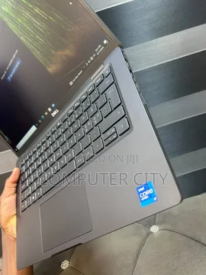 Dell Latitude 7420 Laptop - Core i7, 32GB RAM, 512GB SSD