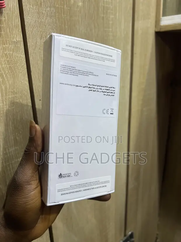 New Samsung Galaxy A26 128GB Gray - 1