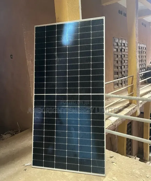 JA Solar 650W Monocrystalline Solar Panel - 1