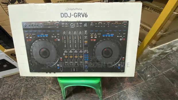 AlphaTheta DDJ-GRV6 DJ Controller - 1