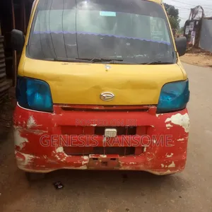 Daihatsu Hijet Minibus 2009