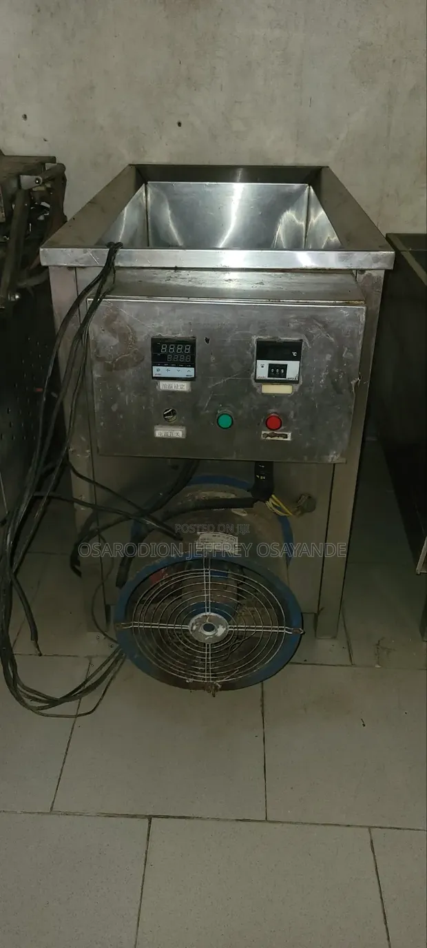 Industrial Deep Fryer (Oil Fryer) - Stainless Steel - 1