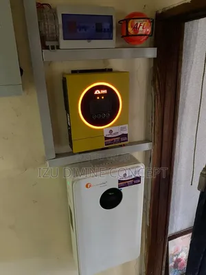 5kWh Lithium Battery tare da 6.5kVA SMS Hybrid Inverter
